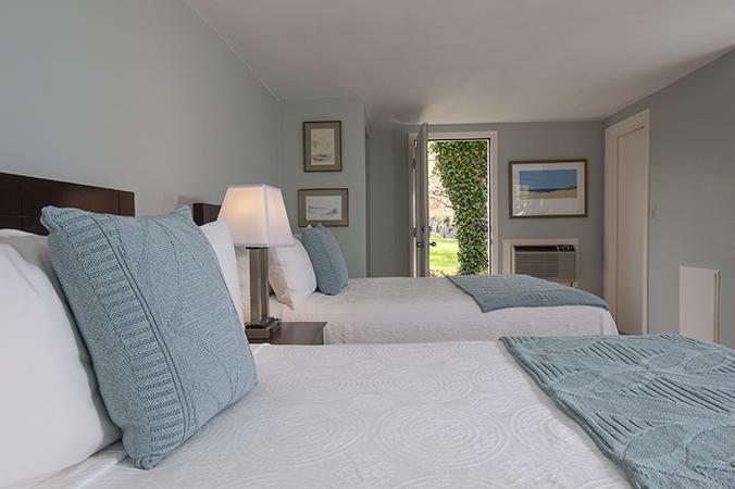 Chatham Seafarer Inn エクステリア 写真